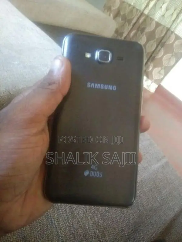 Samsung Galaxy J7 Core (Used)