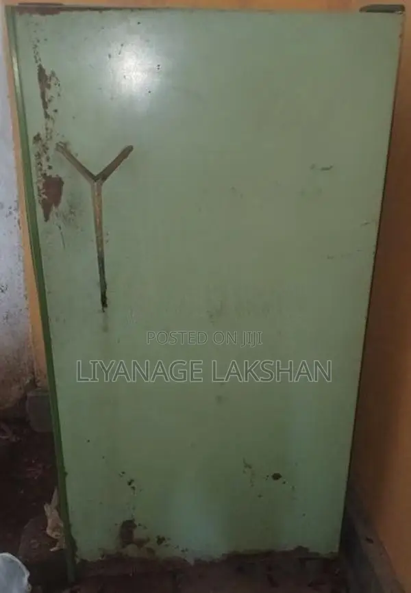 Sisil Refrigerator