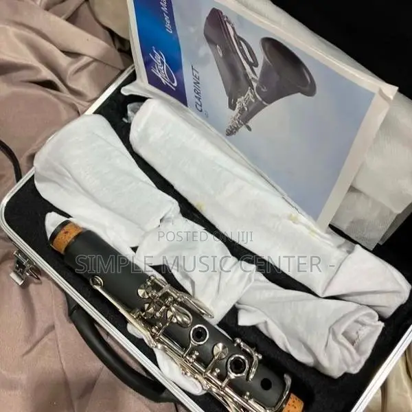 Huxley Clarinet CL1 B Flat (Australia) Wood Wind