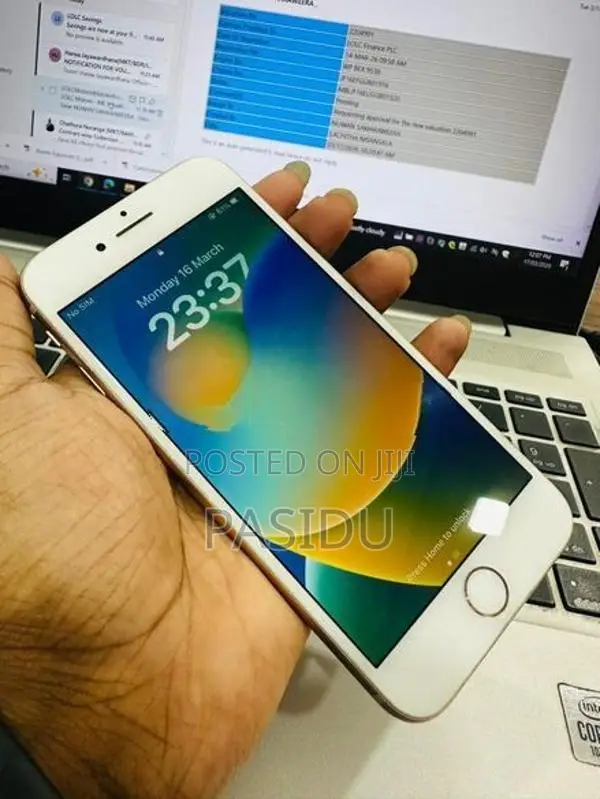 Apple iPhone 8 (Used)