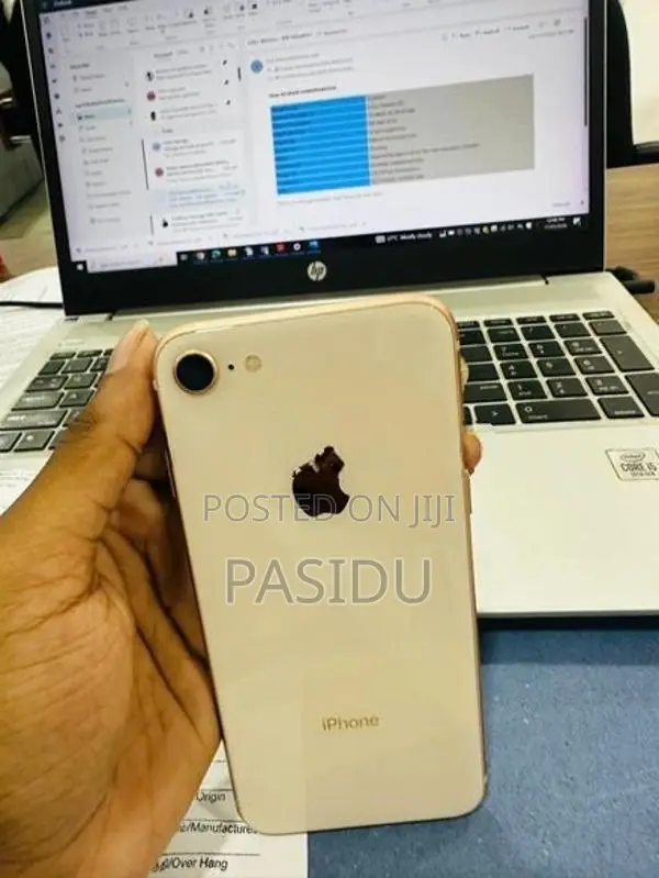Apple iPhone 8 (Used)