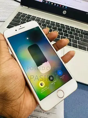 Apple iPhone 8 (Used)