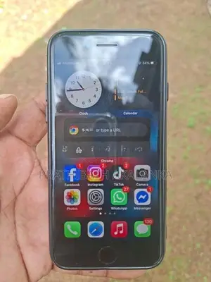 Apple iPhone 8 256GB (Used)