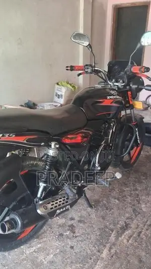 Bajaj Discover 2010