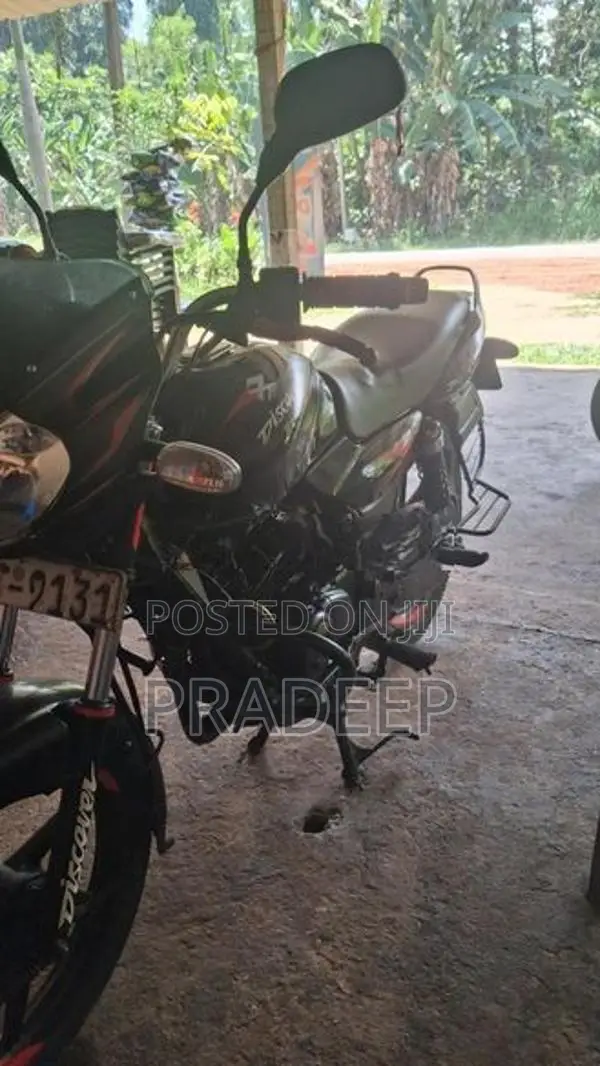 Bajaj Discover 2010