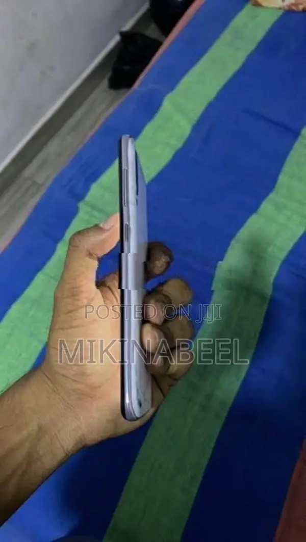 Samsung Galaxy A50 (Used)