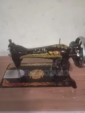 Singer Sewing Machine