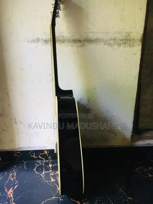 Yasaki Guitar