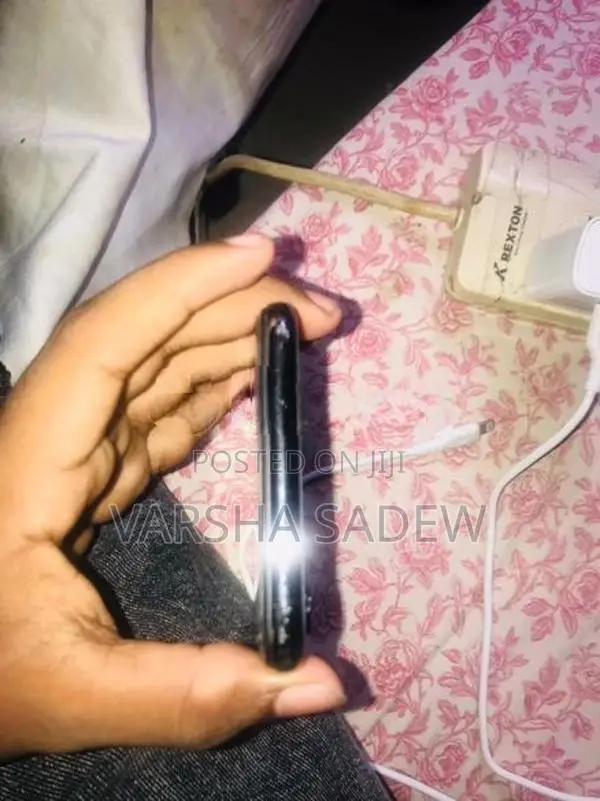 Apple iPhone XS Max (Used)