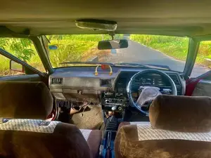 Nissan Sunny 1988