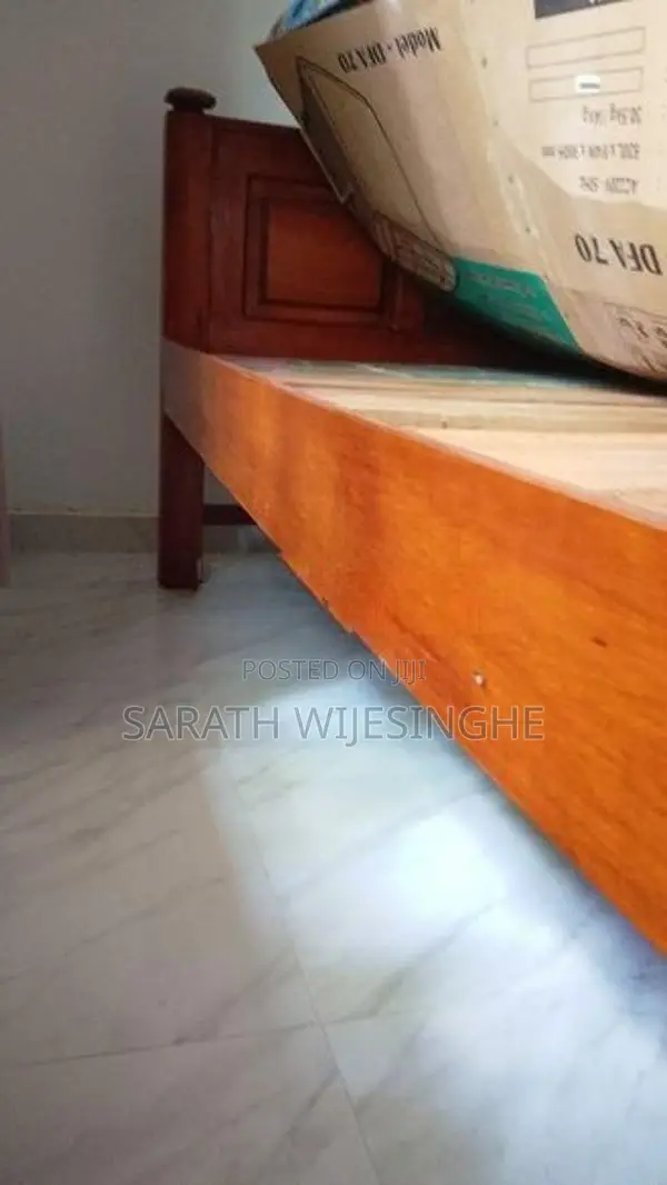 Mahogany Wood Queen Bed 6ftX5ft