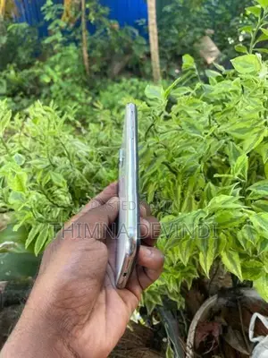 Apple iPhone X (Used)