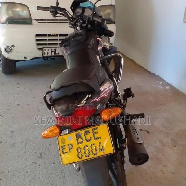 TVS Metro 2015