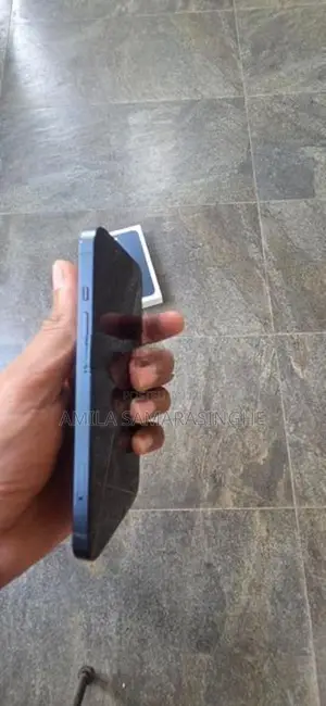 Apple iPhone 13 (Used)