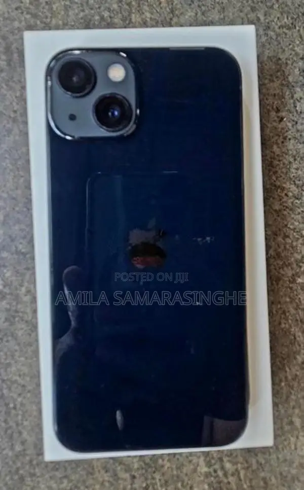 Apple iPhone 13 (Used)