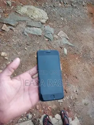 Apple iPhone 7 (Used)