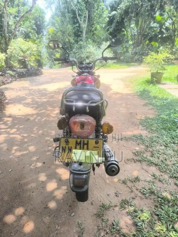 TVS Star Sport 2005