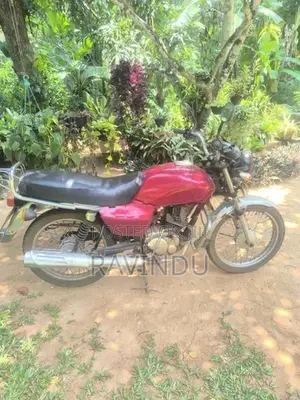 TVS Star Sport 2005