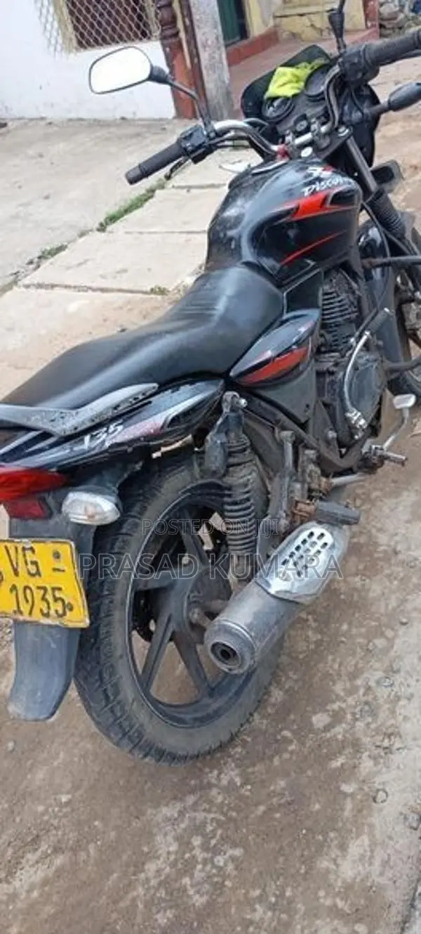 Bajaj Discover 135 2010