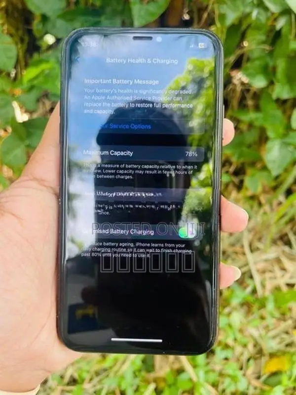 Apple iPhone XR (Used)