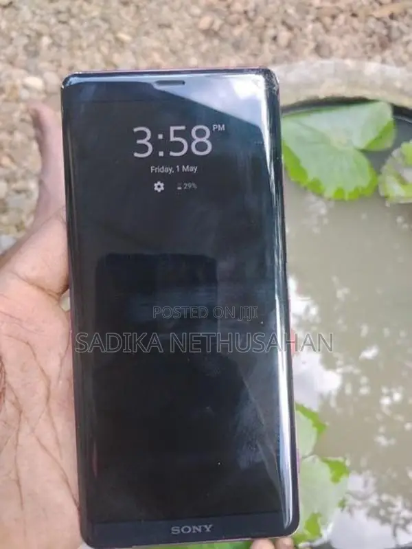Sony Xperia XZ3 (Used)