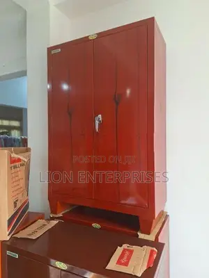 4 Ft Steel Cupboards