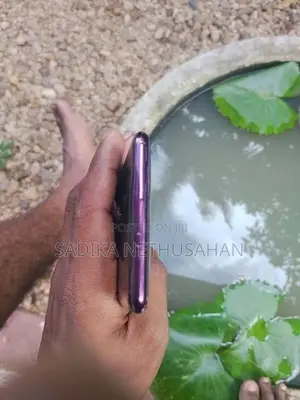 Sony Xperia XZ3 (Used)
