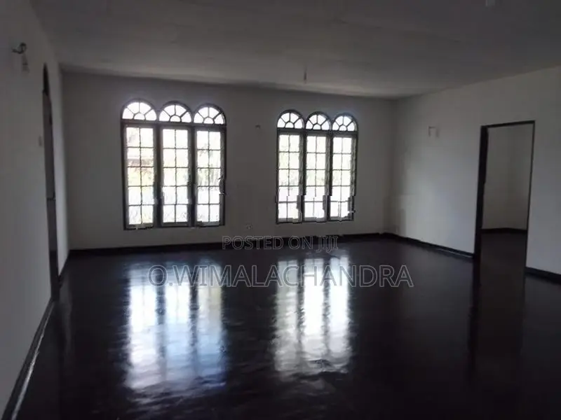 ප්‍රධාන වාණිජ දේපලක් විකිණීමට – වල්පොල / රාගම