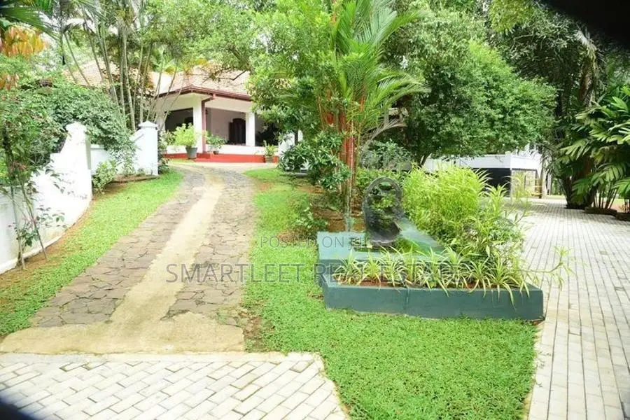 beautiful garden villa