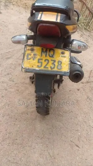 Bajaj Pulsar 180 2006