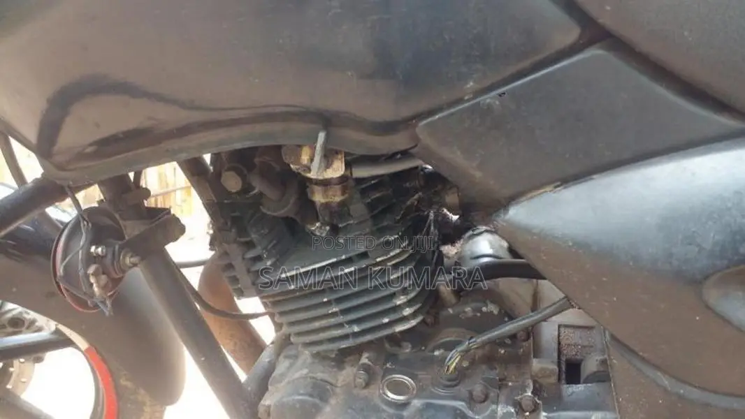 Bajaj Pulsar 180 2006