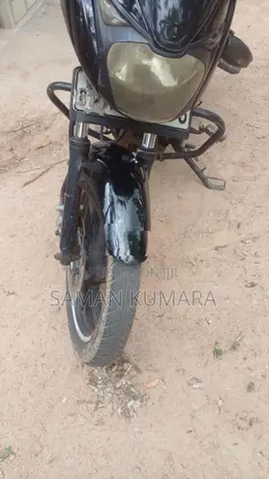 Bajaj Pulsar 180 2006