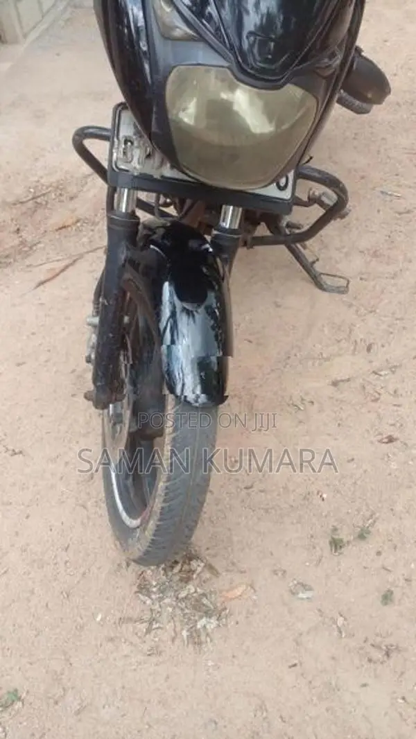 Bajaj Pulsar 180 2006