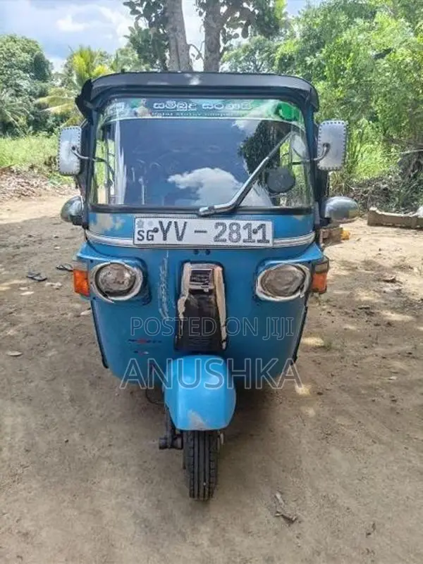 Bajaj RE Three Wheeler 2011