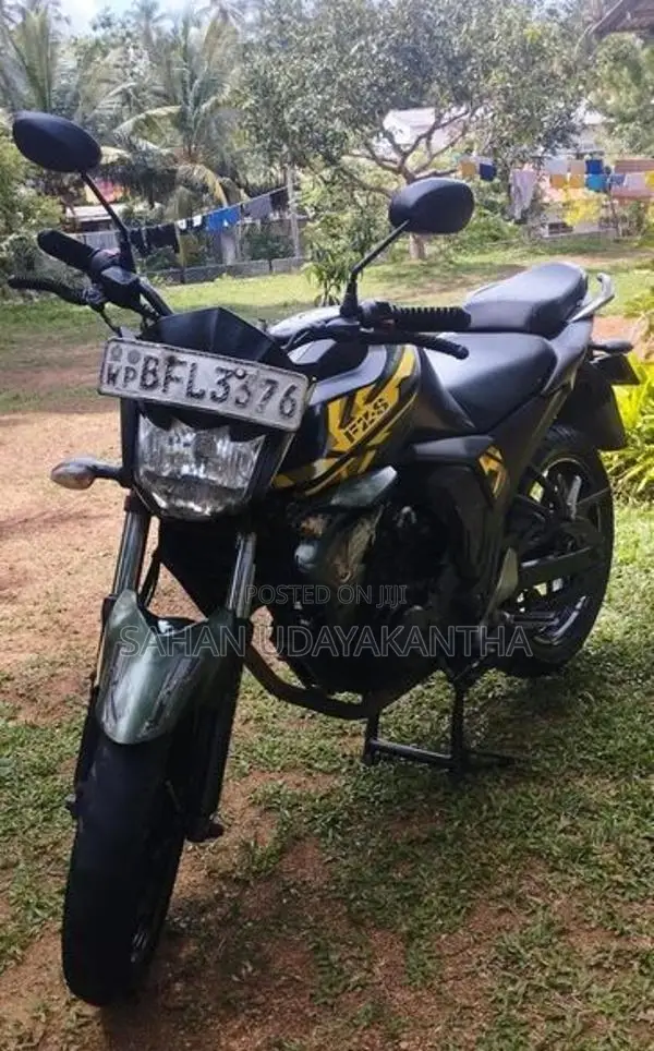 Yamaha FZ S 2017