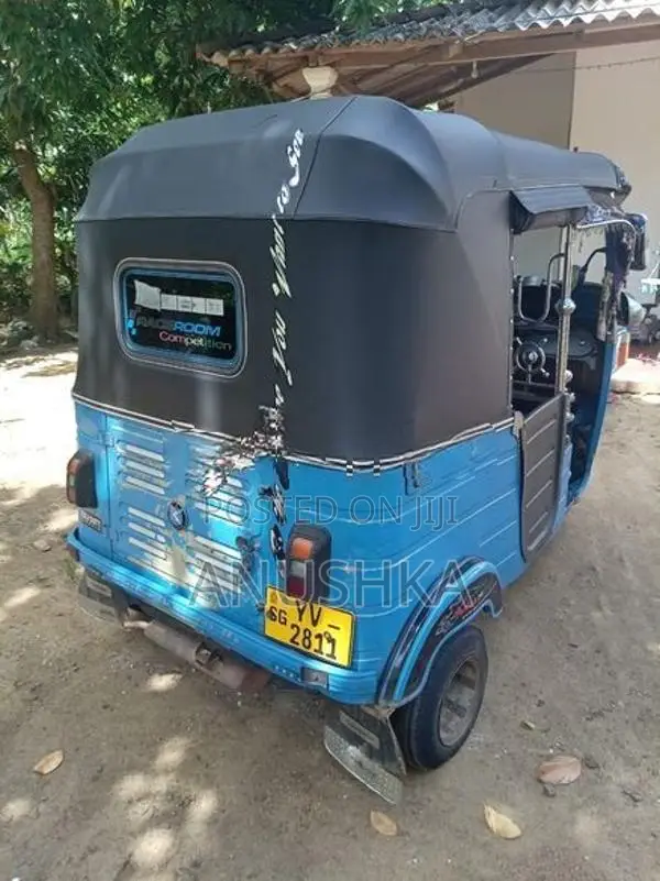 Bajaj RE Three Wheeler 2011
