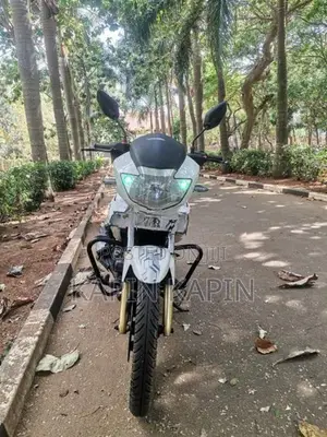 TVS Apache 2007