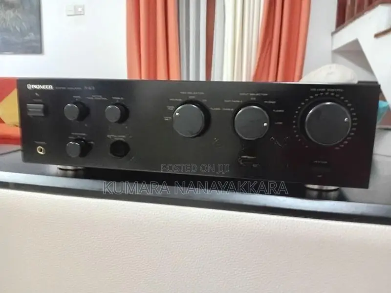 Pioneer Stereo Amplifier