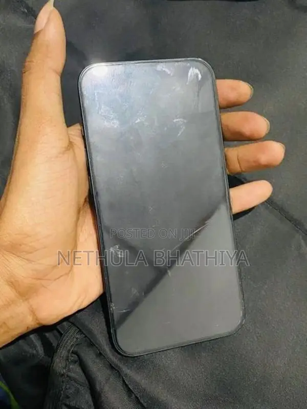Apple iPhone 13 (Used)