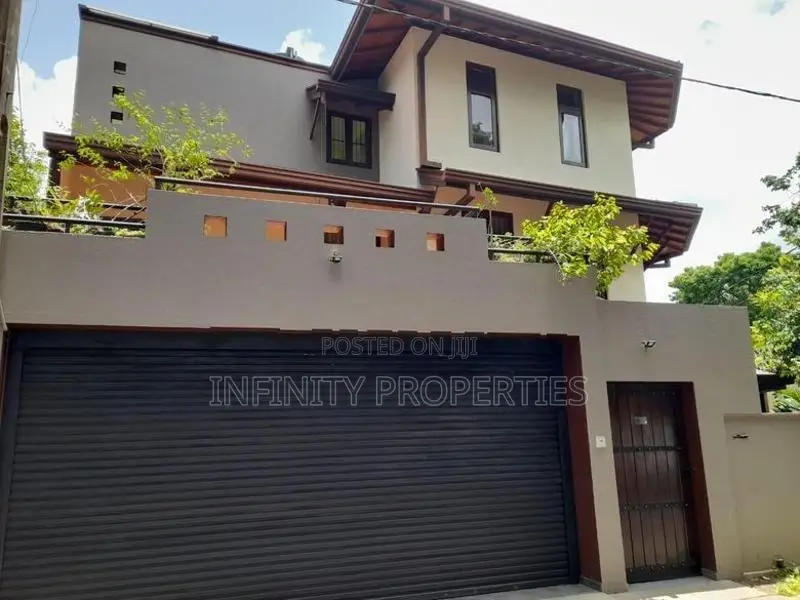 (AFA131) 03 Storey House with 7.78P Sale Udahamulla Nugegoda
