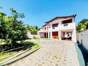 (AFA133) 03 Storey Luxury House with 26.5P Sale Nugegoda