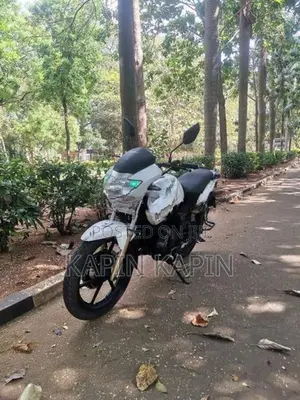 TVS Apache 2007