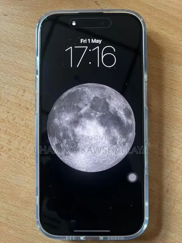 Apple iPhone 17 (Used)