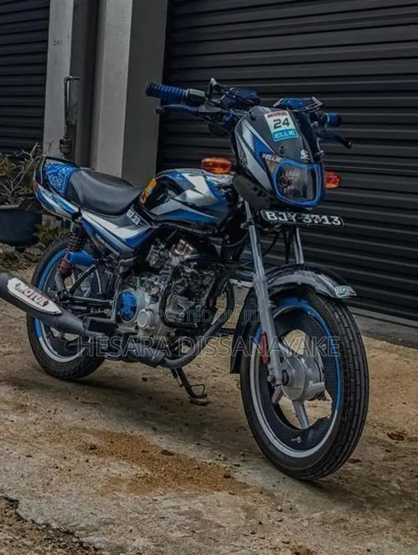 Bajaj CT100 2025