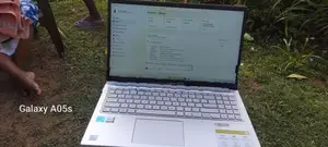 Asus Vivobook Laptop