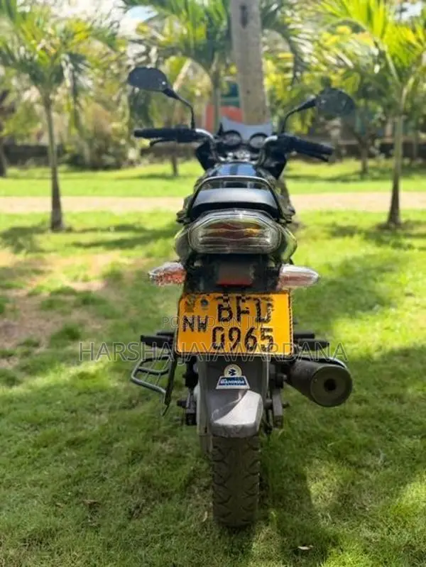 Bajaj Discover 125 2017