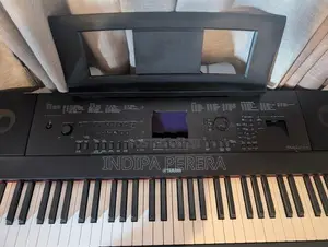 Yamaha DGX-660 Digital Piano