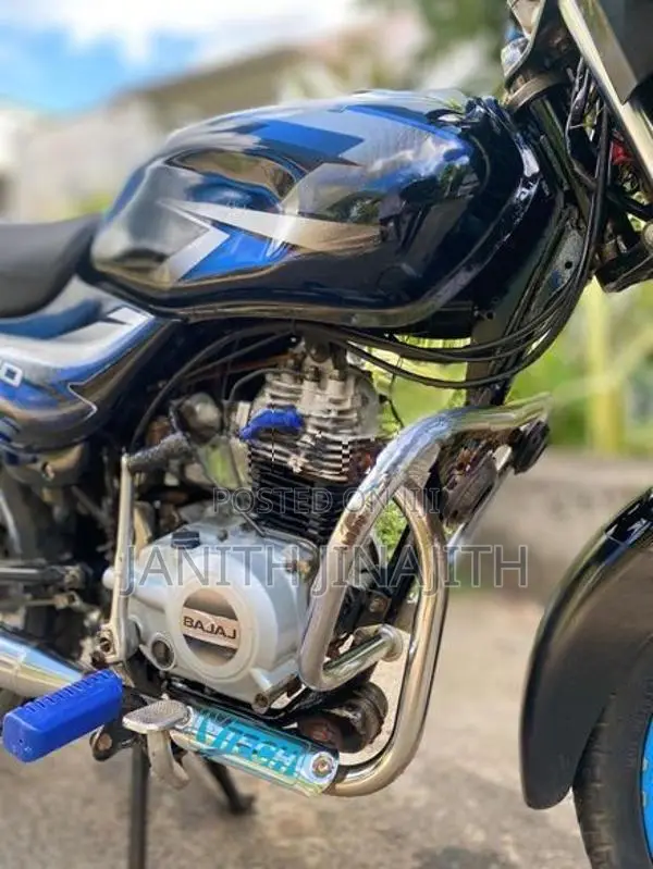 Bajaj CT100 2017