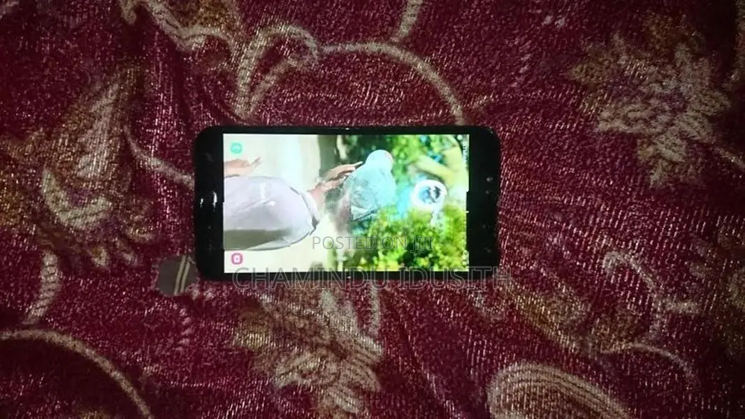 Samsung Galaxy J4 (Used)