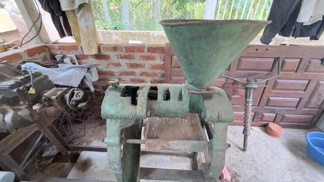 Oil Mill Machine